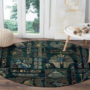 Egyptian Hieroglyphs And Deities Round Carpet