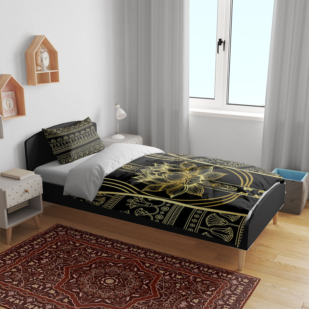 Egypt The Lotus Bedding Set Gold Bloom Hieroglyphic Patterns