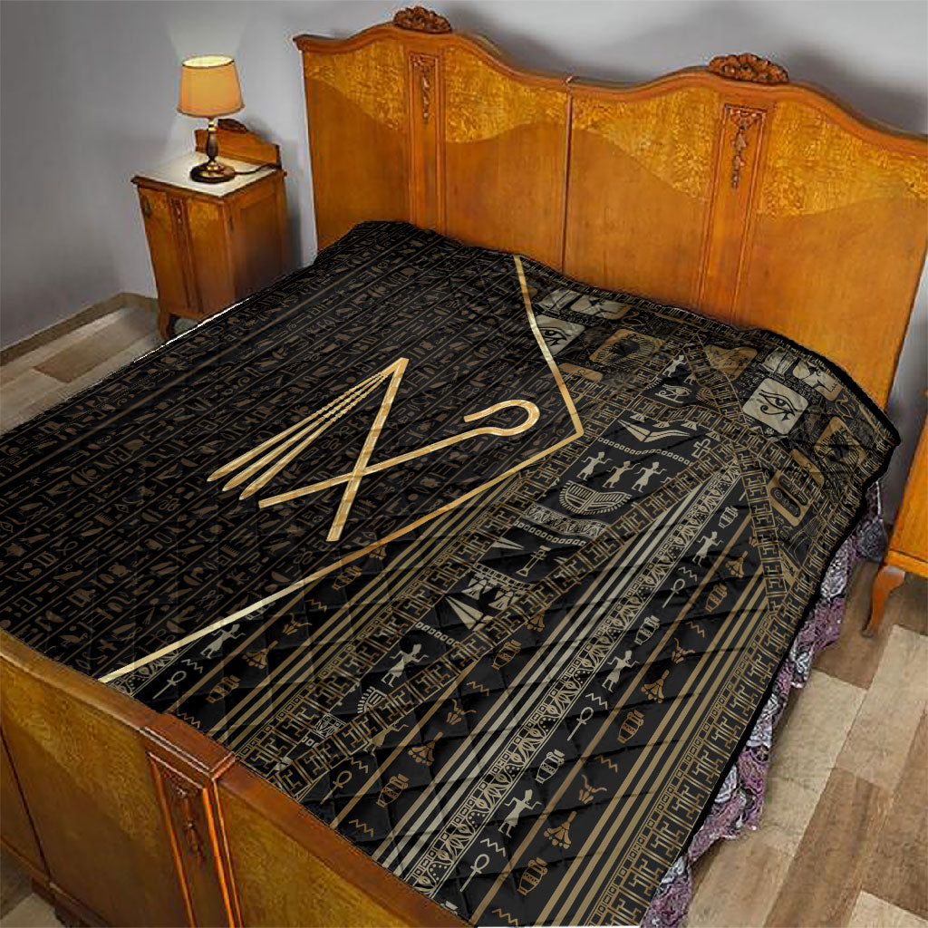 Egypt Crook And Flail Quilt Ancient Mythology Pharaoh Royalty Gold