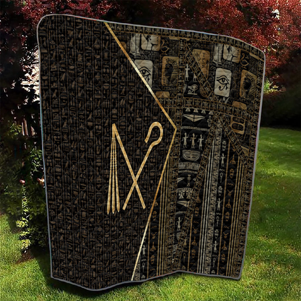 Egypt Crook And Flail Quilt Ancient Mythology Pharaoh Royalty Gold
