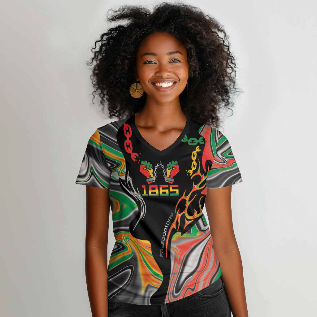 African Juneteenth Freedom Day 1865 Women V-Neck T-Shirt Colors Liquid Marble With Broken Chains