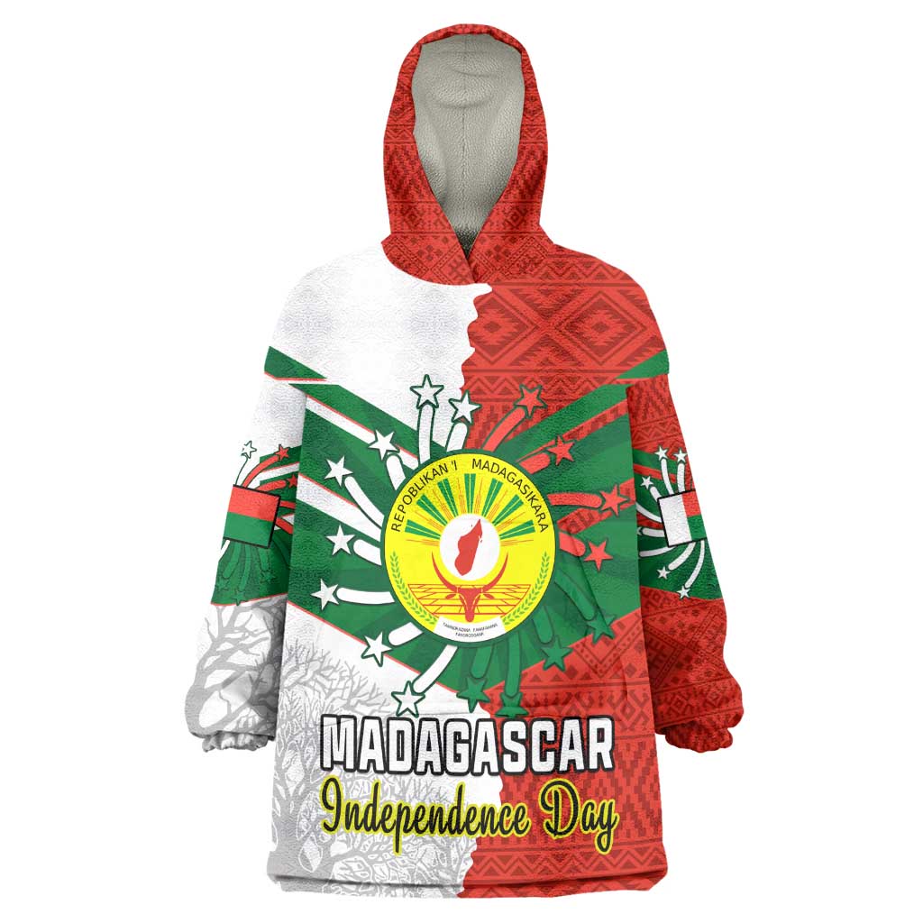 Personalized Madagascar Independence Day Wearable Blanket Hoodie - 26 June, Baobab Mix African Pattern