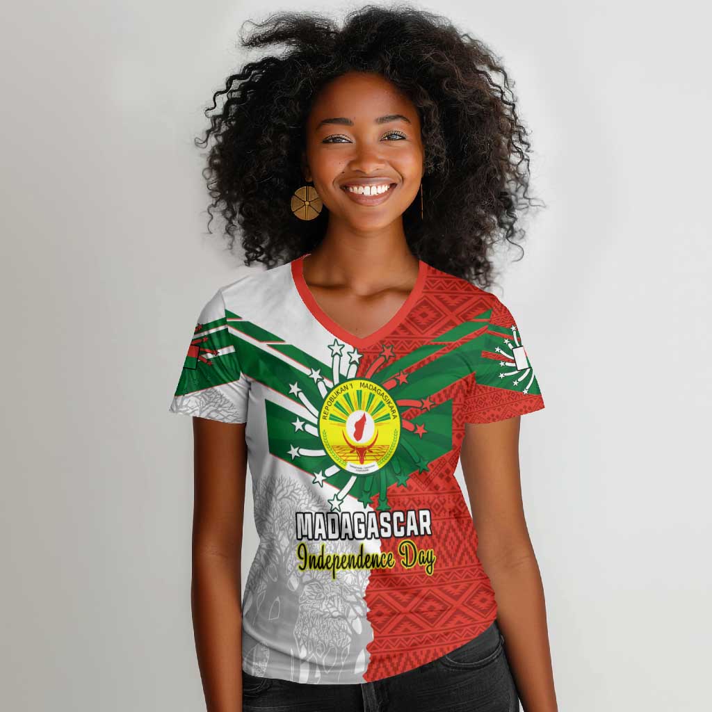 Personalized Madagascar Independence Day Women V-Neck T-Shirt - 26 June, Baobab Mix African Pattern