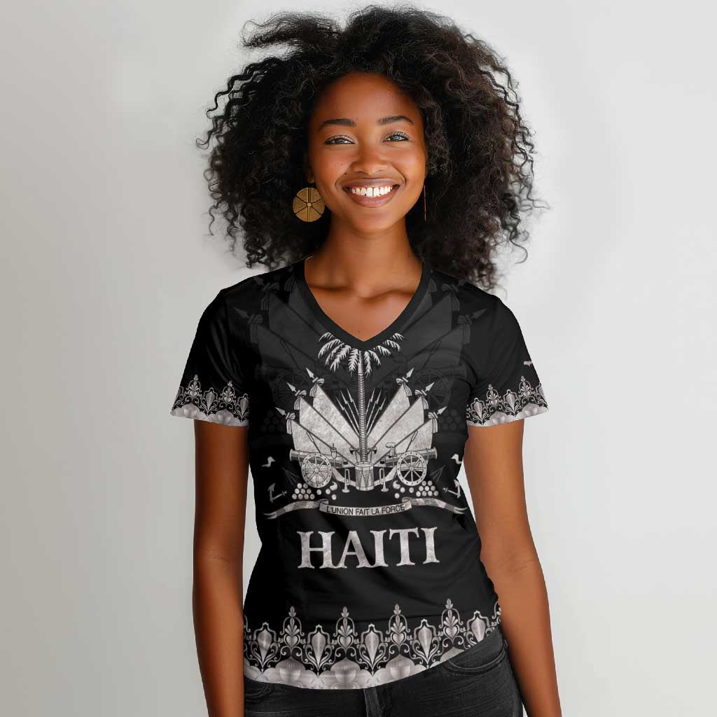 Haiti Neg Marron Women V-Neck T-Shirt Hope is Nothing Without Action - Silver