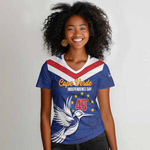 Cape Verde Independence Day Women V-Neck T-Shirt Gerbera Daisy Pattern