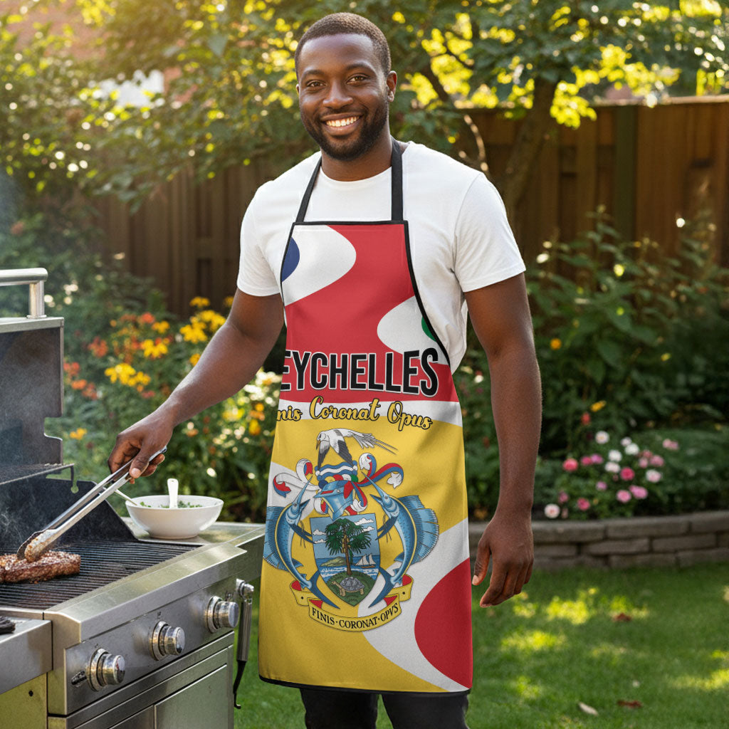 Seychelles Apron Finis Coronat Opus