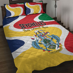 Seychelles Quilt Bed Set Finis Coronat Opus