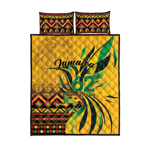 Black Jamaican Independence Day 1962 Quilt Bed Set Jumieka Streamertail Reggae Pattern