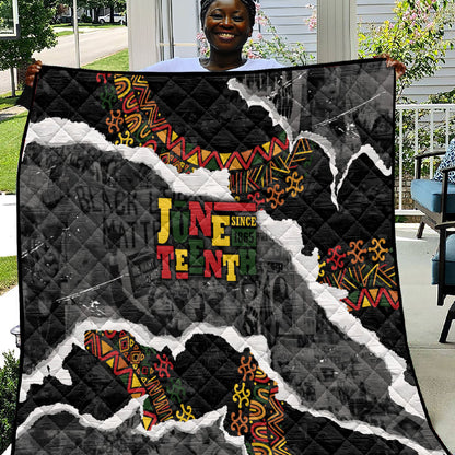 Juneteenth Freedom Day Grunge Ethnic Motif Quilt Black History