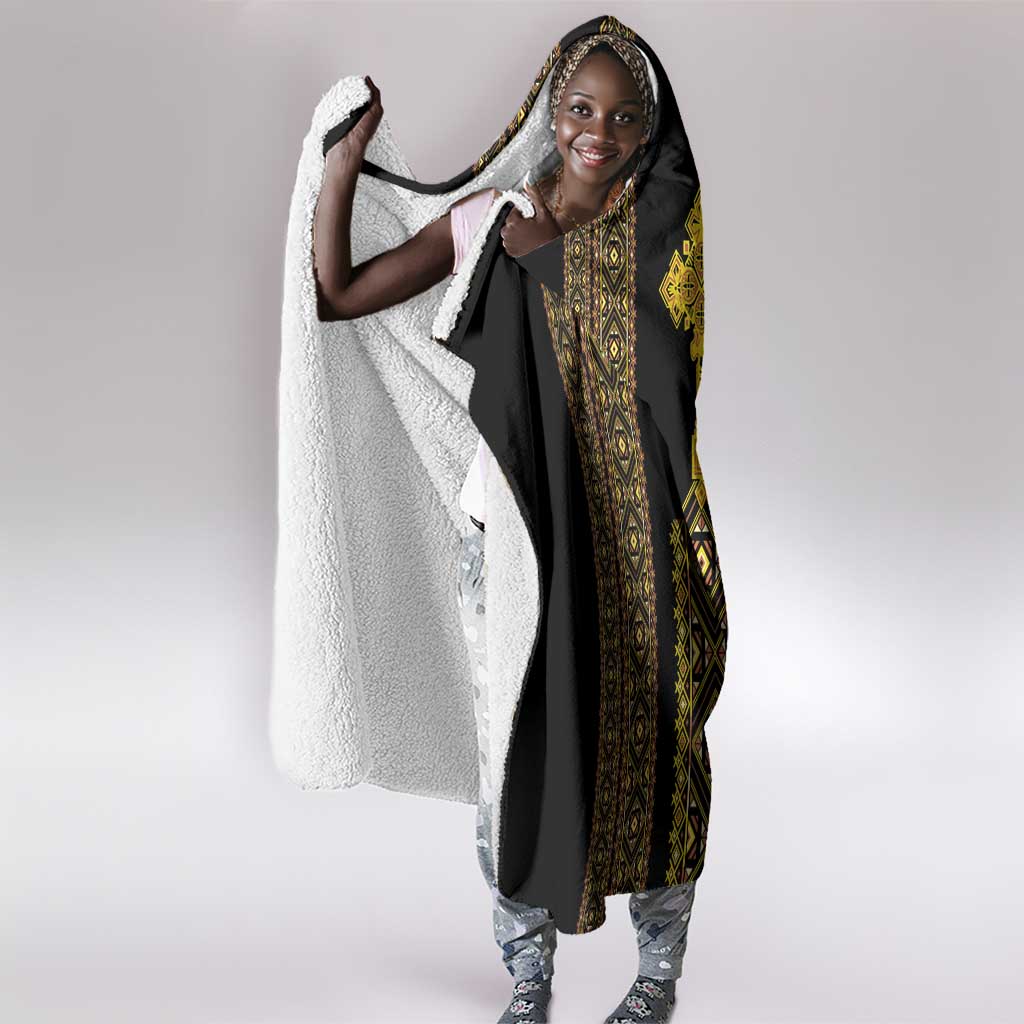 Habesha Motifs Ethiopia Hooded Blanket Tilet Black Gold