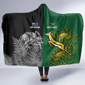 South Africa - New Zealand Greatest Rivals Rugby Hooded Blanket Bokke Vs Kiwi