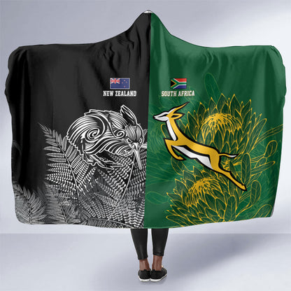 South Africa - New Zealand Greatest Rivals Rugby Hooded Blanket Bokke Vs Kiwi