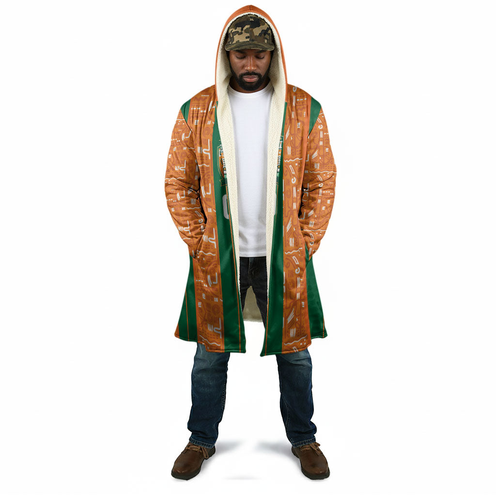 Cote d'Ivoire N'glo Wa Klo Custom Cloak Baoule Textile Edition