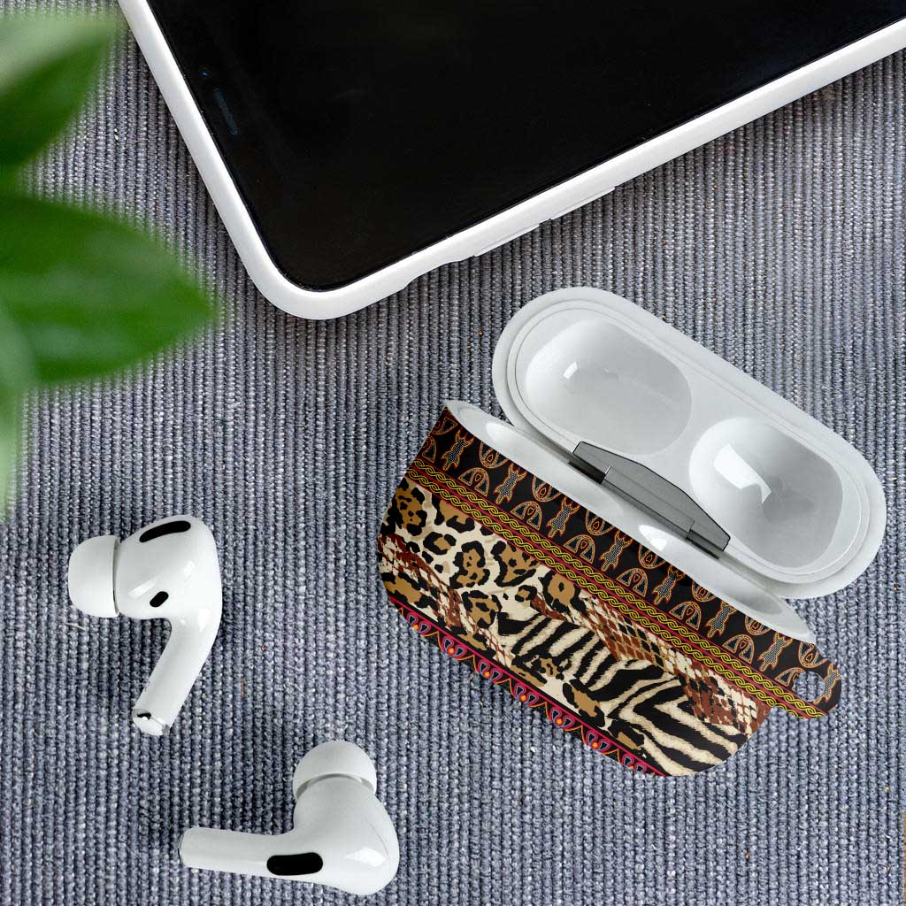 Cameroon Toghu AirPods Case Wild Animal Skins Seamless Pattern