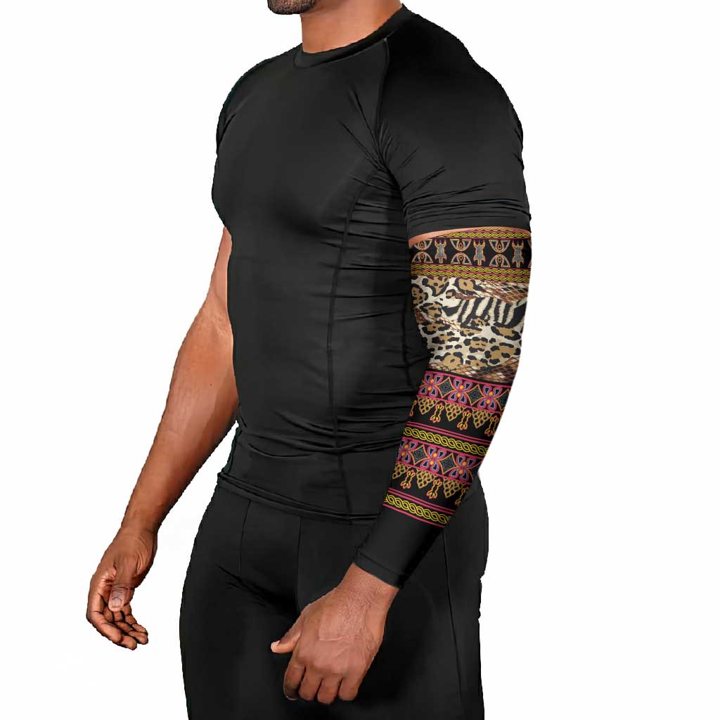 Cameroon Toghu Arm Sleeves Wild Animal Skins Seamless Pattern