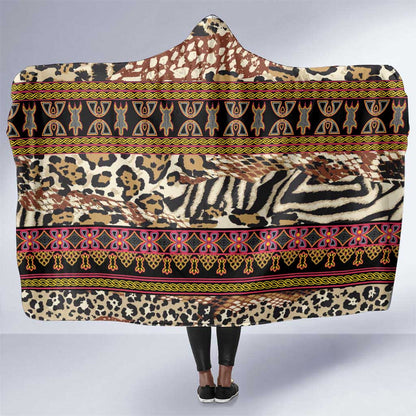 Cameroon Toghu Hooded Blanket Wild Animal Skins Seamless Pattern
