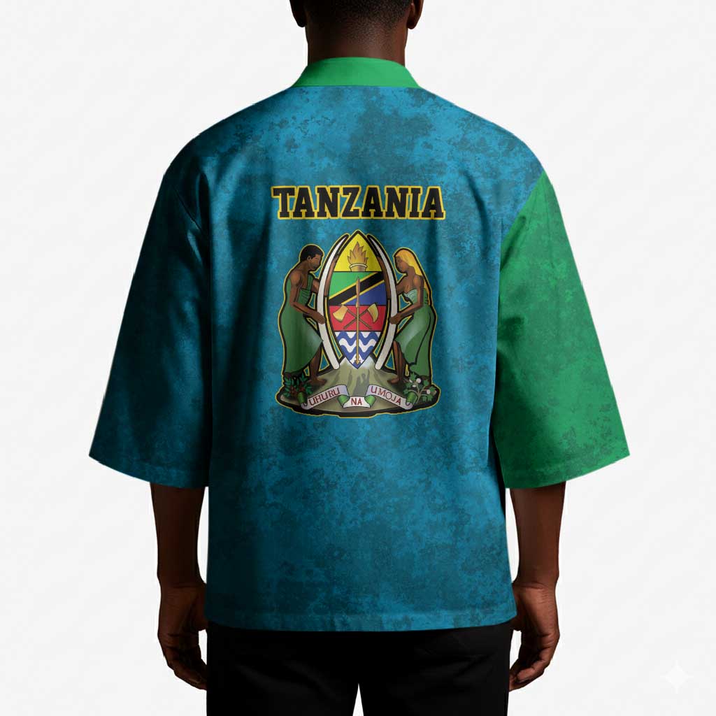 African Volcano Kilimanjaro Tanzania Kimono Grunge Flag Map of Tanzania