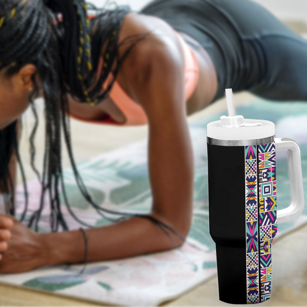 African Ndebele Art Patterns Tumbler With Handle Black Half Style