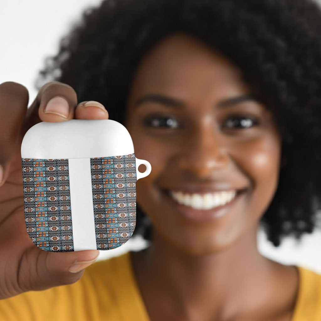 African Ndebele Traditional Attire AirPods Case White Ndebele Stripe