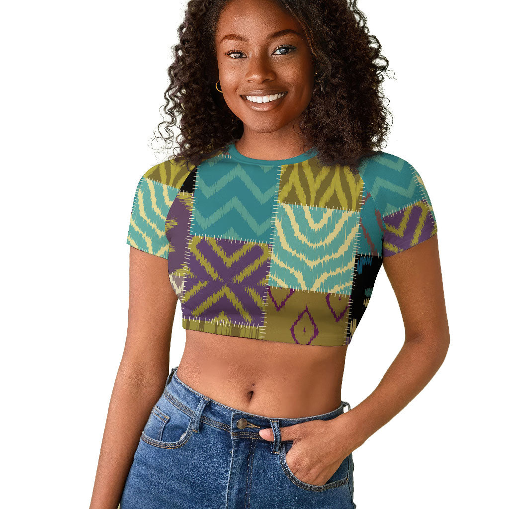 African American Quilt Inspired Raglan Cropped T shirt Cultural Heritage Ethnic Quilt Pattern