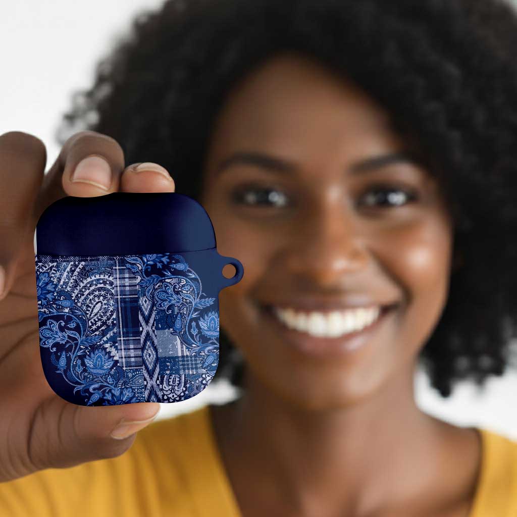 Africa Floral mix Maasai Shuka AirPods Case Blue Moitf