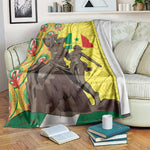 Senegal Monument de la Renaissance Blanket Africaine Ankara Pattern