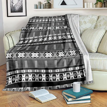 Pano De Terra Motifs Cabo Verde Blanket Black Color