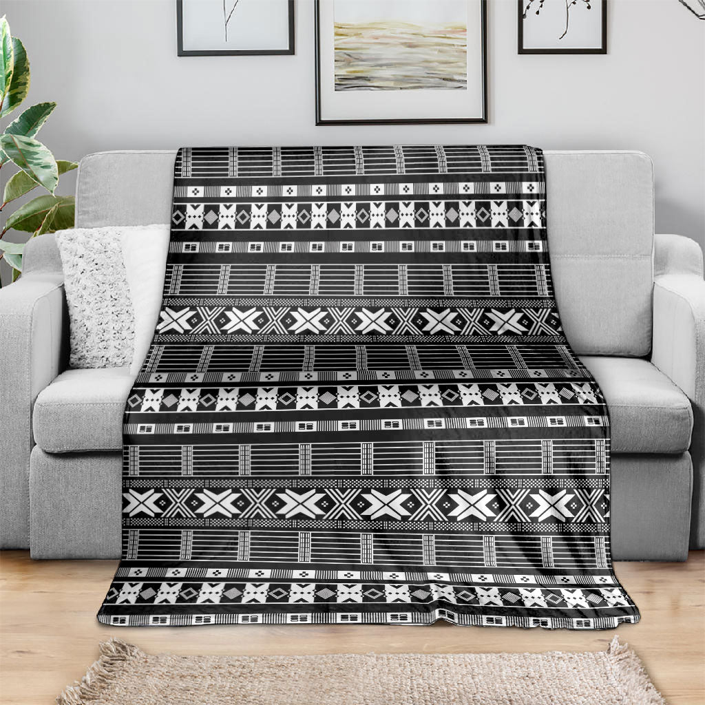 Pano De Terra Motifs Cabo Verde Blanket Black Color