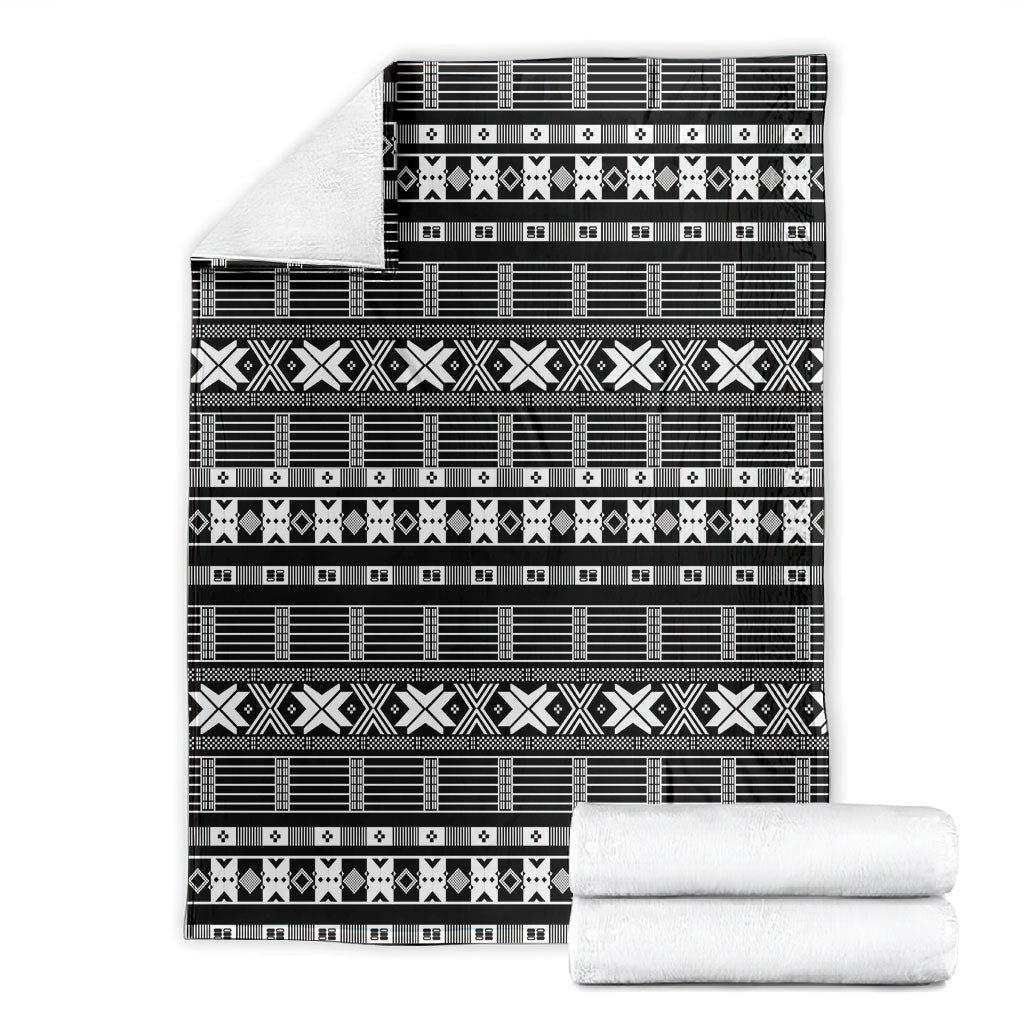 Pano De Terra Motifs Cabo Verde Blanket Black Color
