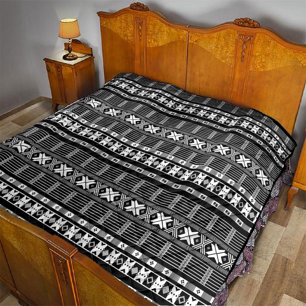 Pano De Terra Motifs Cabo Verde Quilt Black Color