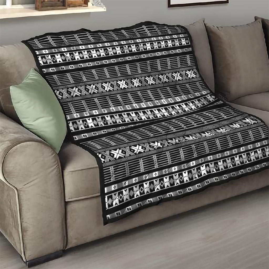 Pano De Terra Motifs Cabo Verde Quilt Black Color