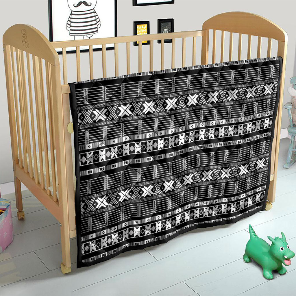 Pano De Terra Motifs Cabo Verde Quilt Black Color