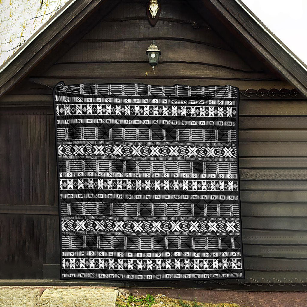Pano De Terra Motifs Cabo Verde Quilt Black Color