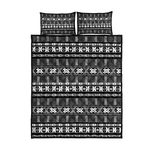 Pano De Terra Motifs Cabo Verde Quilt Bed Set Black Color