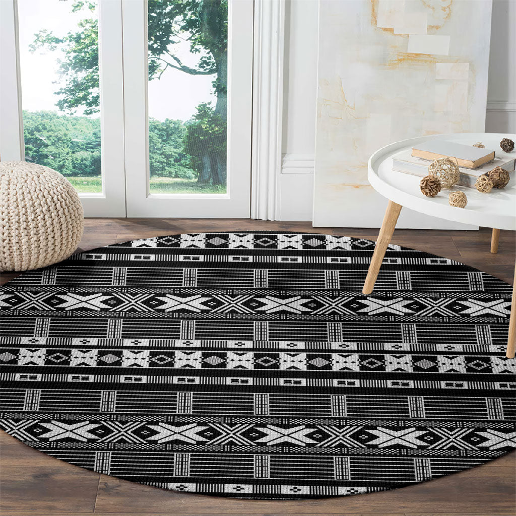 Pano De Terra Motifs Cabo Verde Round Carpet Black Color