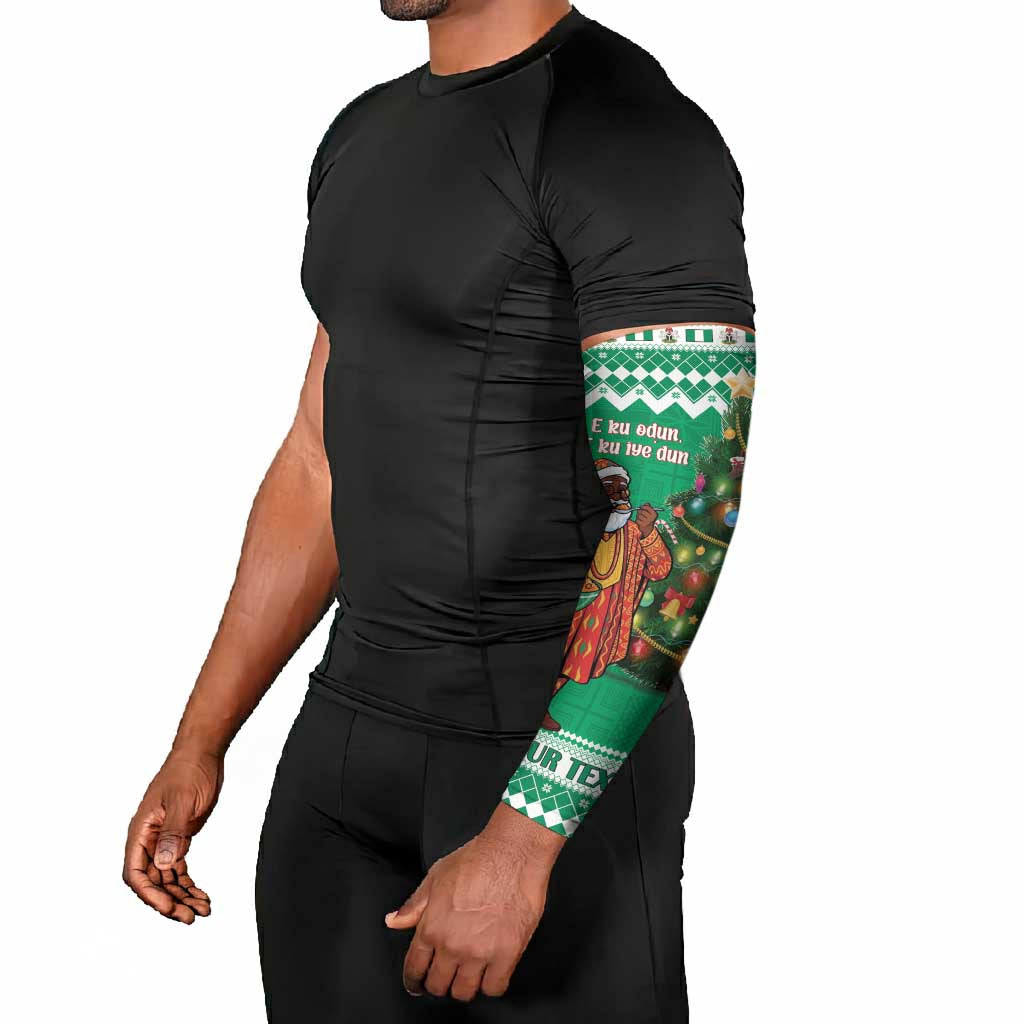 Personalized Nigeria Christmas Arm Sleeves Black Santa With Jollof Rice