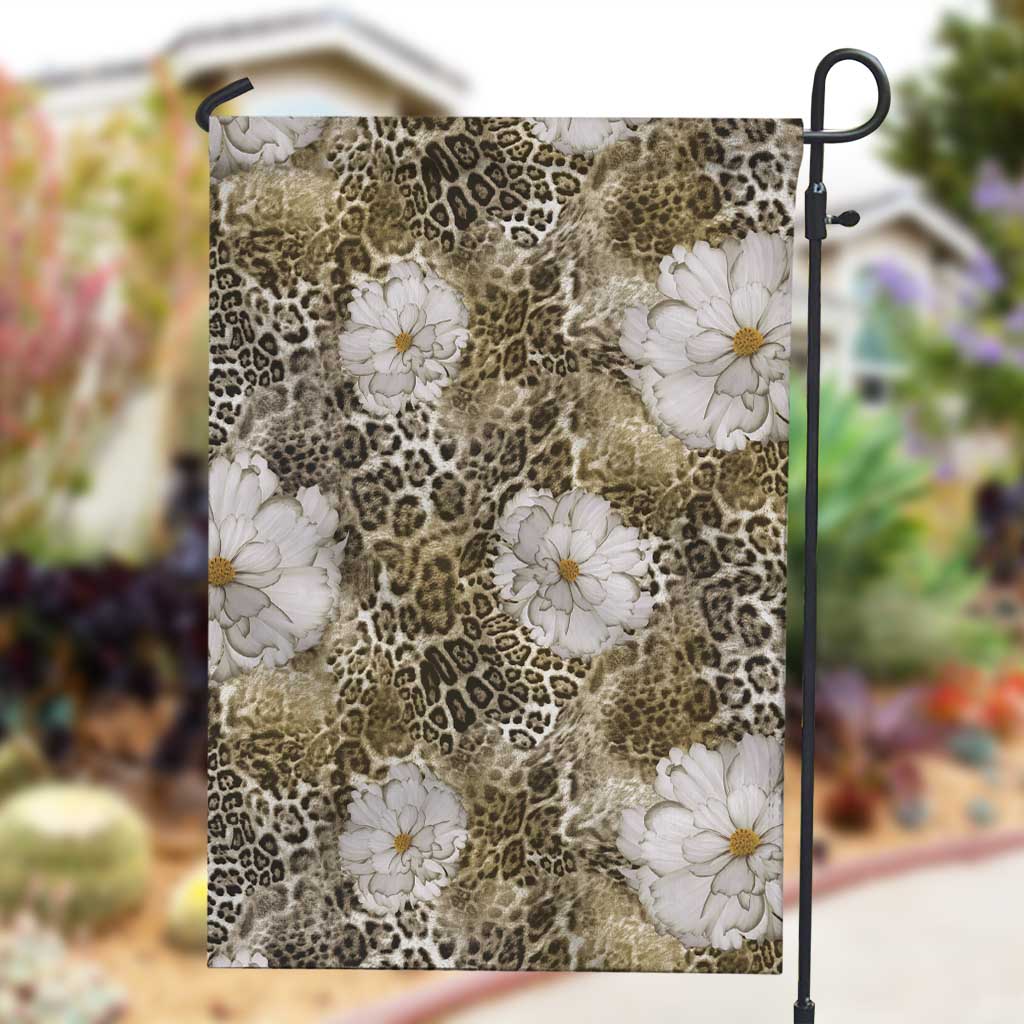 African Leopard Floral Pattern Garden Flag Sahara Pearl