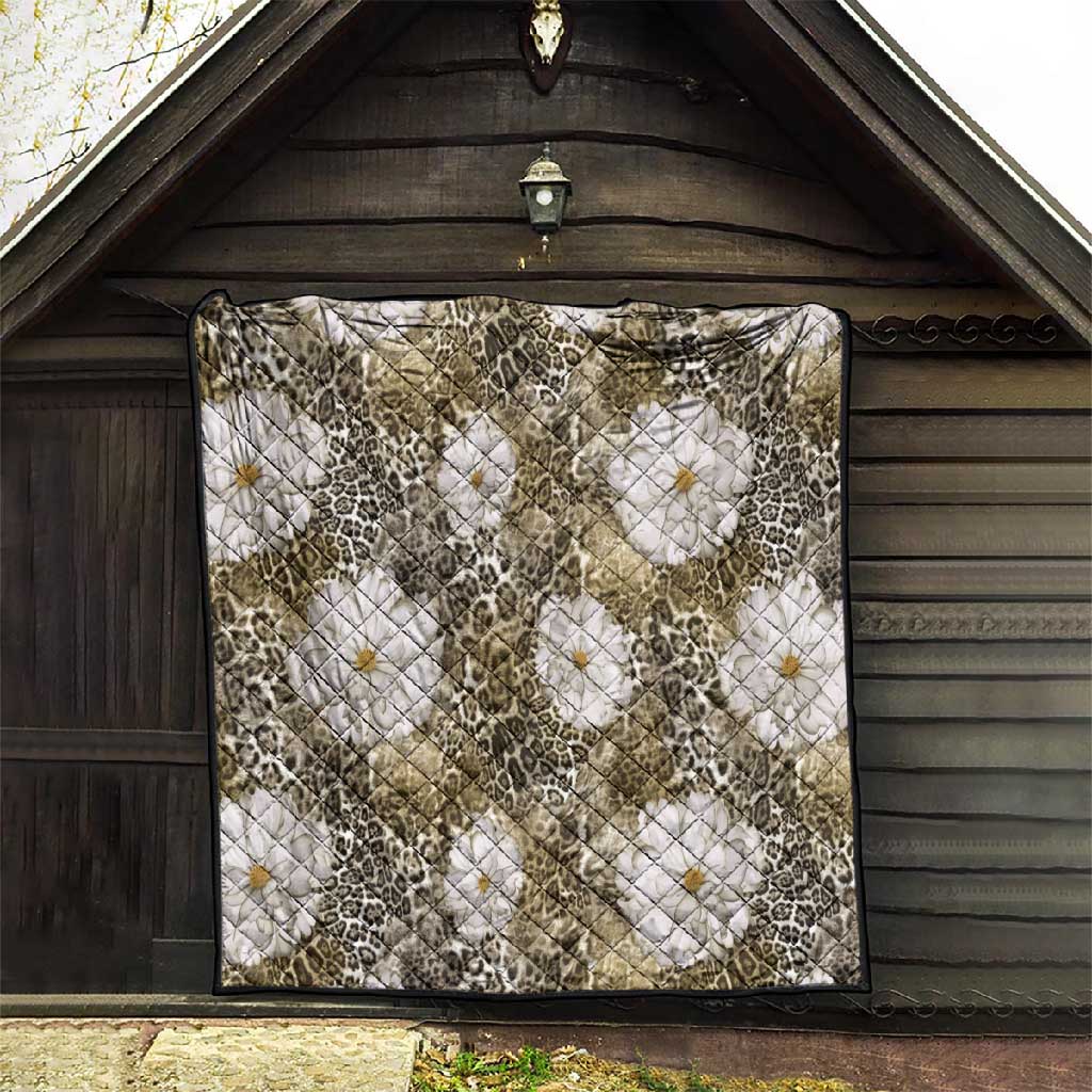 African Leopard Floral Pattern Quilt Sahara Pearl
