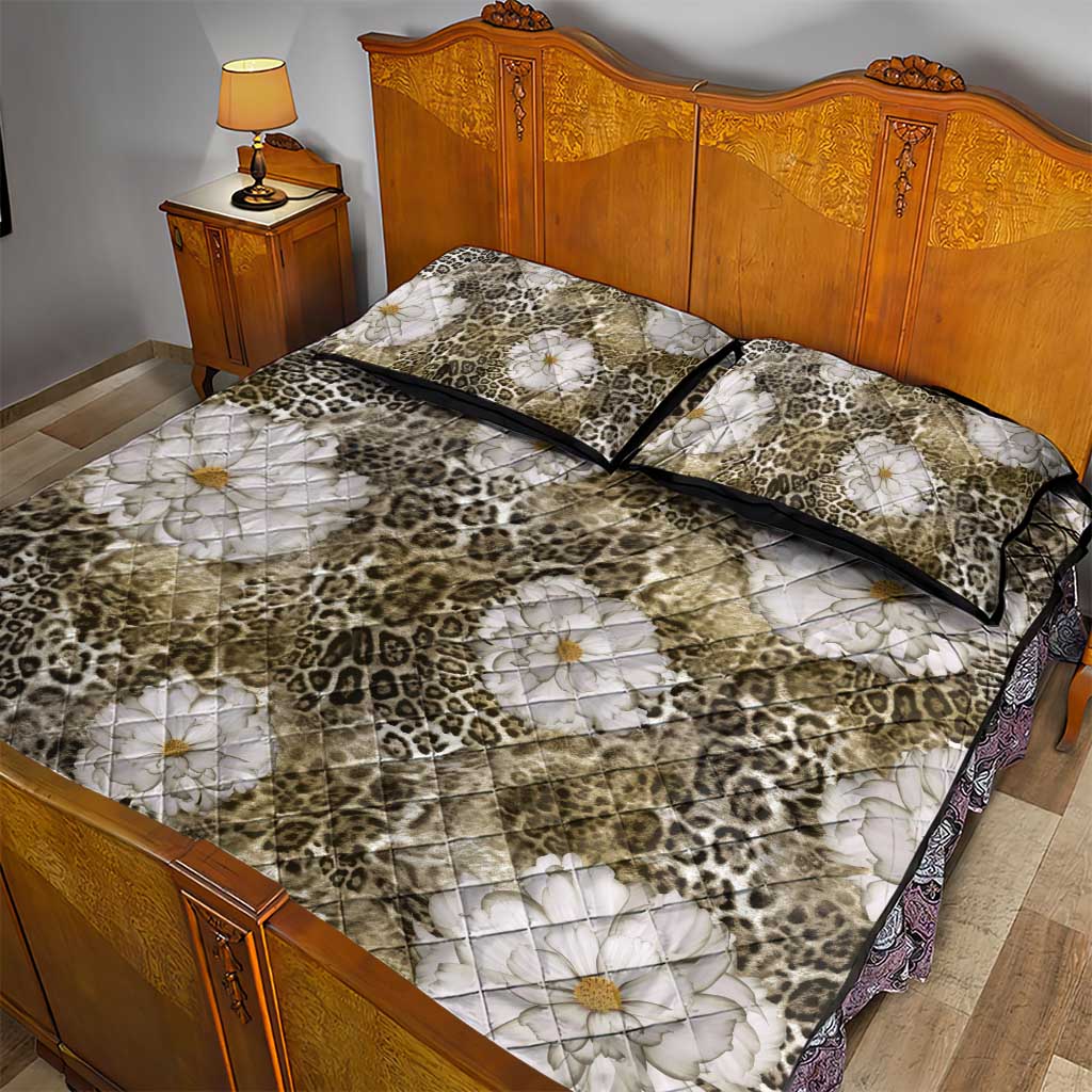 African Leopard Floral Pattern Quilt Bed Set Sahara Pearl