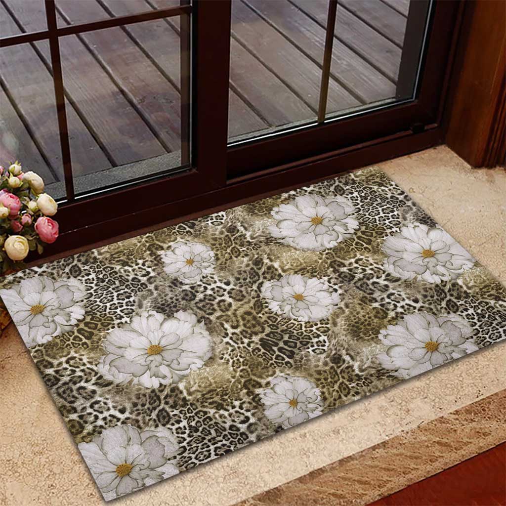 African Leopard Floral Pattern Rubber Doormat Sahara Pearl