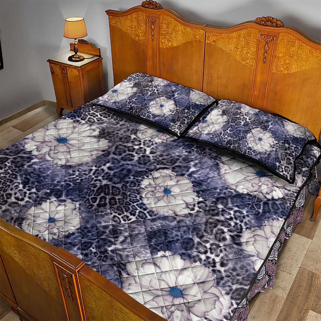 African Leopard Floral Pattern Quilt Bed Set Nile Indigo