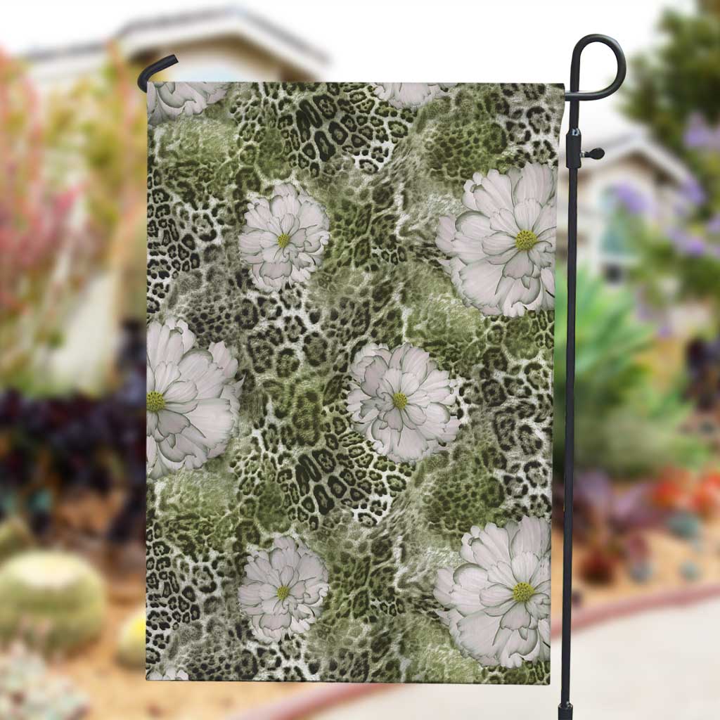 African Leopard Floral Pattern Garden Flag Safari Moss