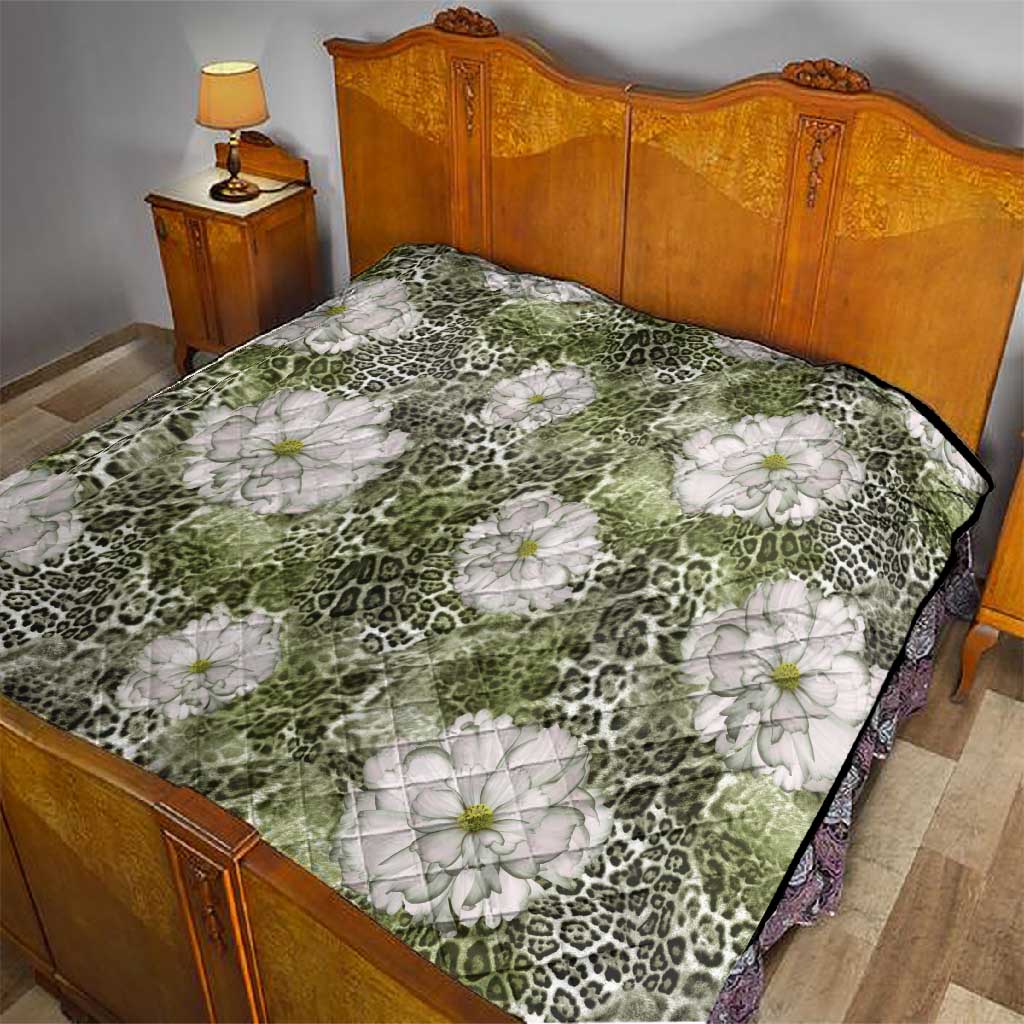 African Leopard Floral Pattern Quilt Safari Moss