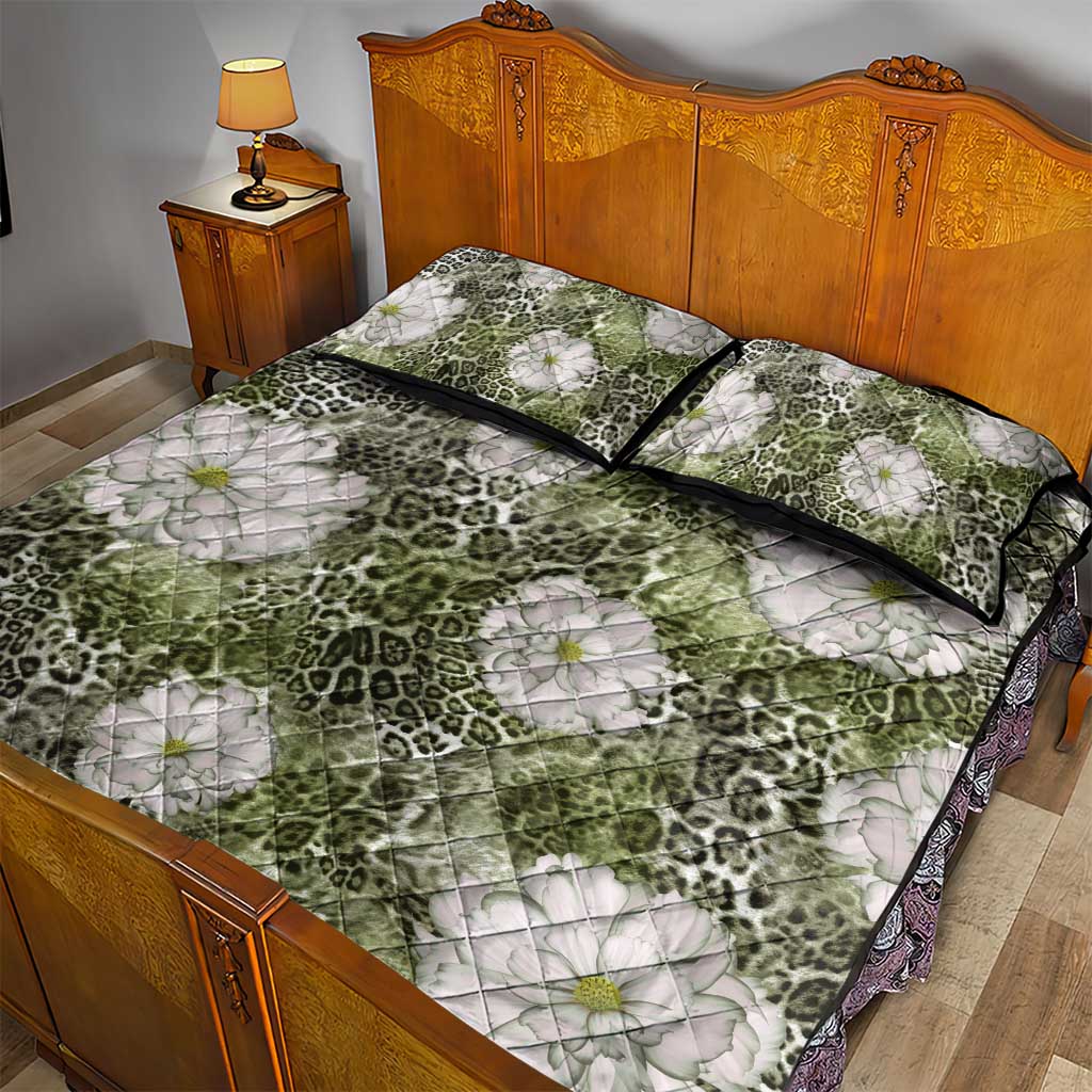 African Leopard Floral Pattern Quilt Bed Set Safari Moss