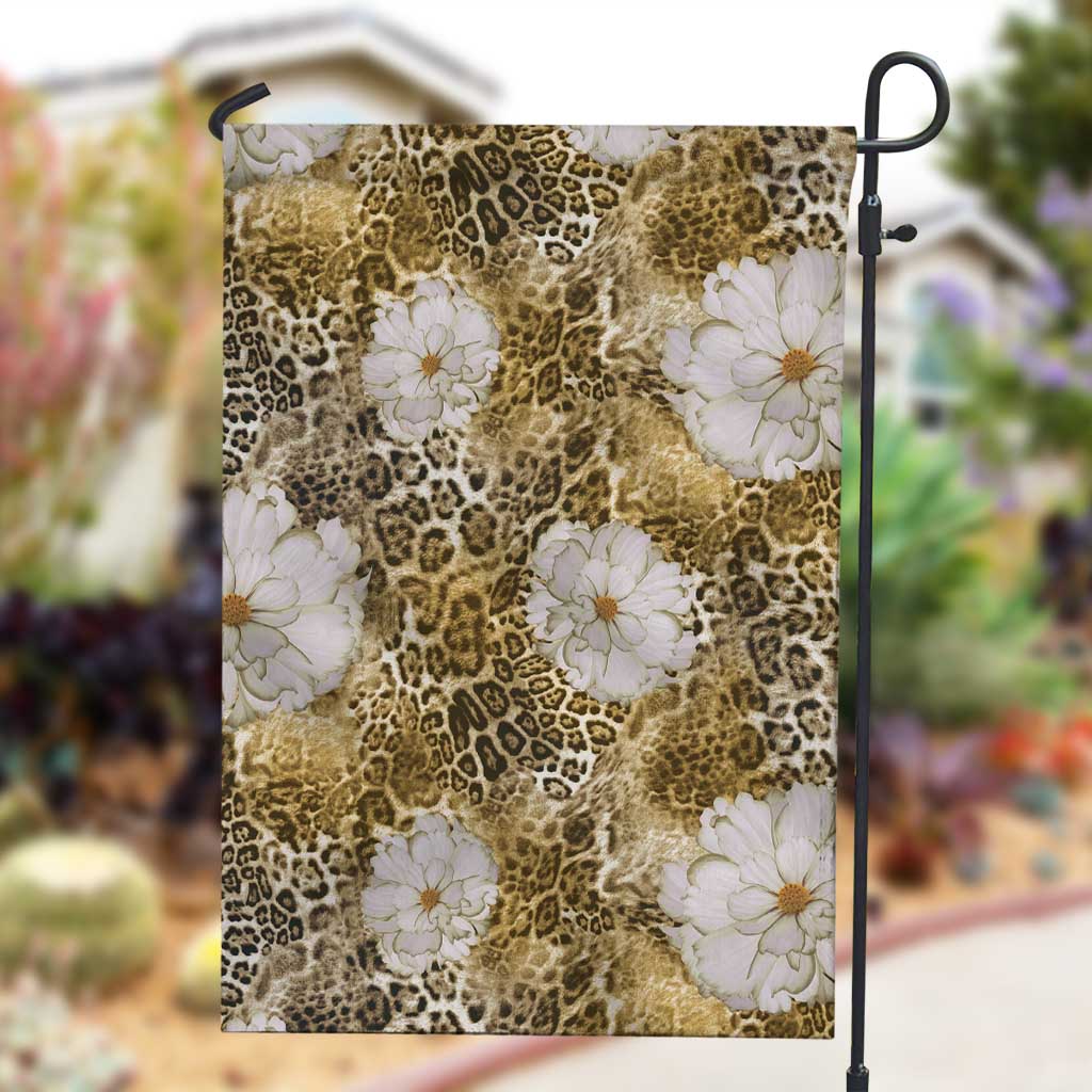 African Leopard Floral Pattern Garden Flag Savannah Gold