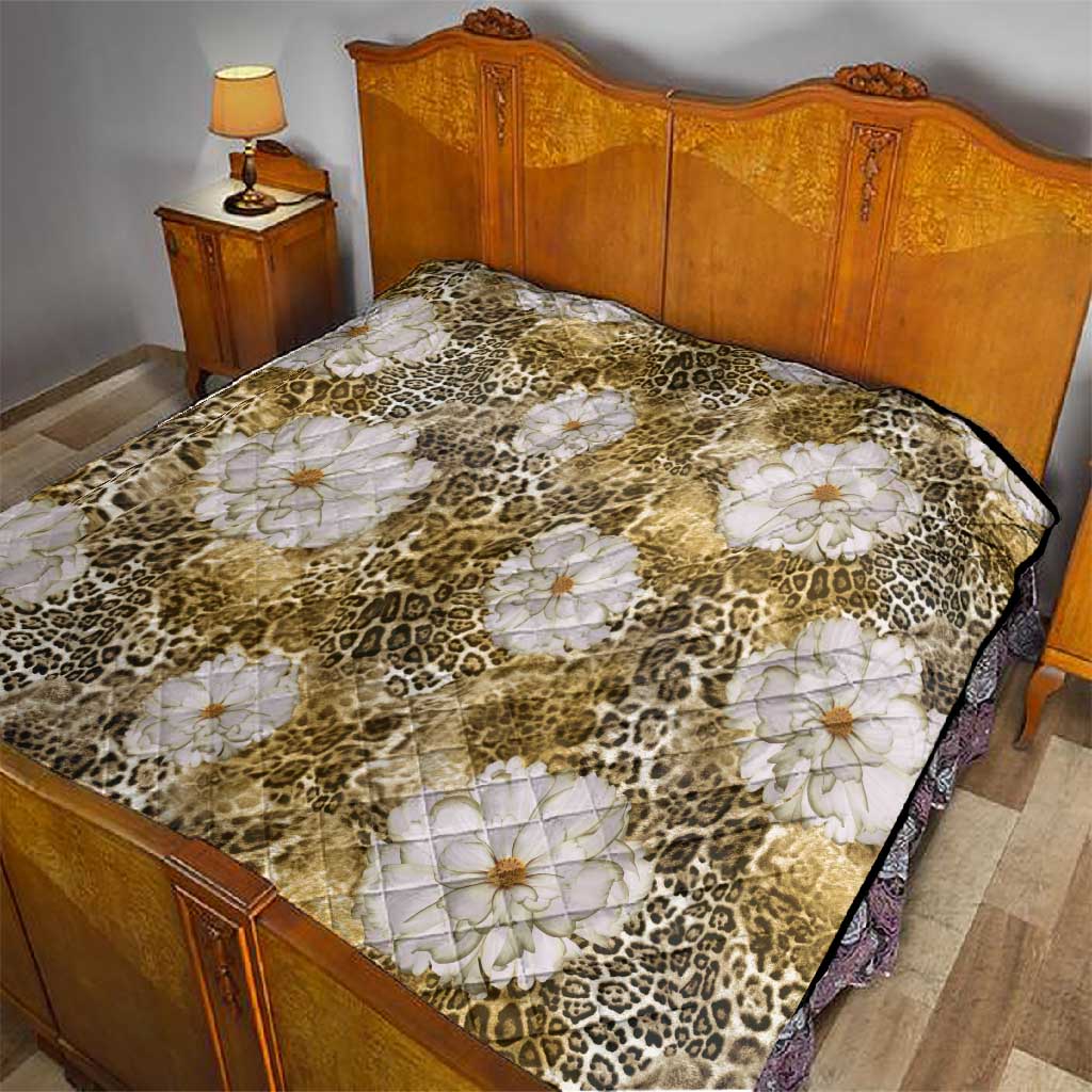 African Leopard Floral Pattern Quilt Savannah Gold
