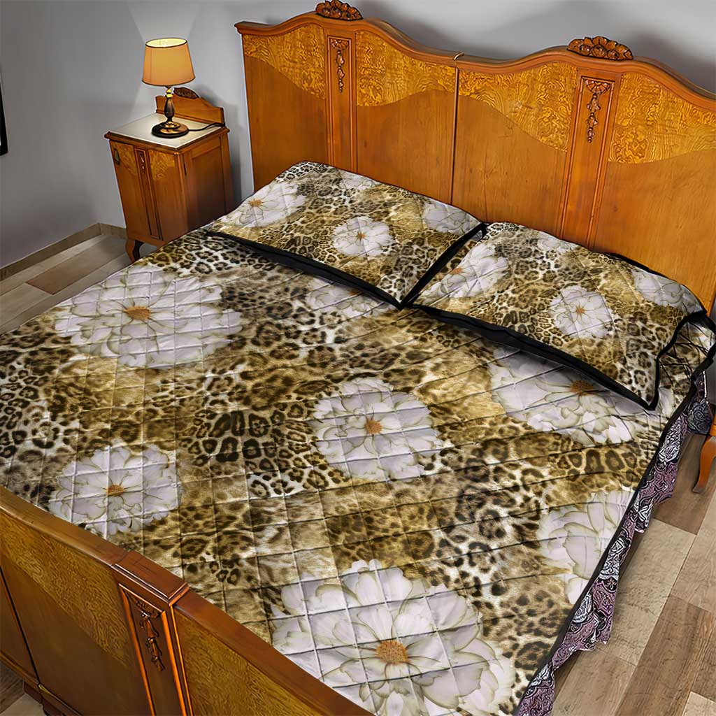 African Leopard Floral Pattern Quilt Bed Set Savannah Gold