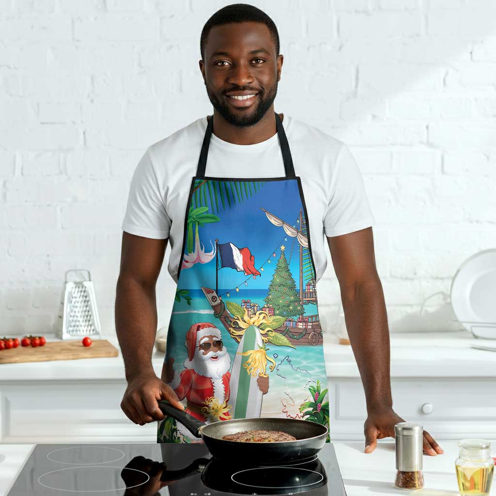 Mayotte Christmas Apron Santa Chill on Tropical Beach