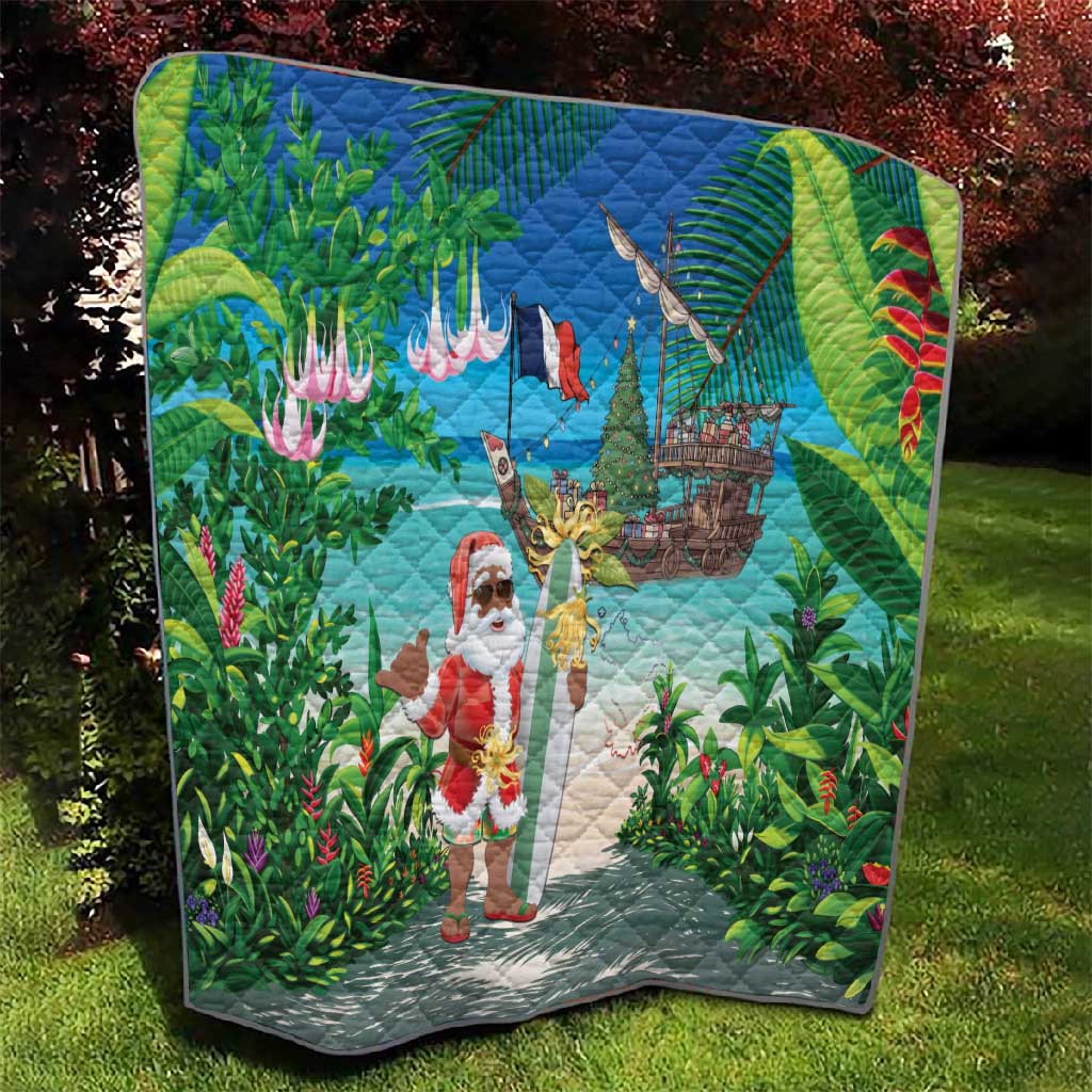 Afro Christmas in Mayotte Quilt Santa Chill on Tropical Beach - African Pride