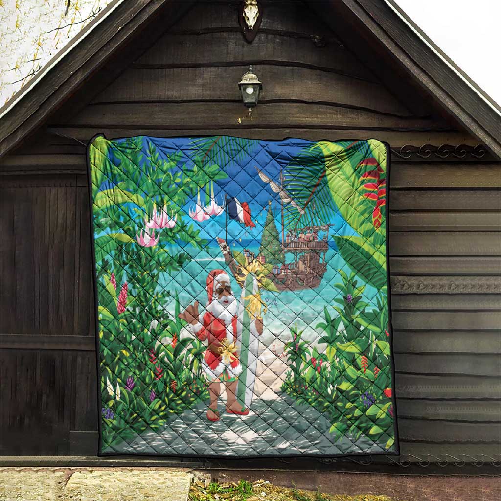 Afro Christmas in Mayotte Quilt Santa Chill on Tropical Beach - African Pride